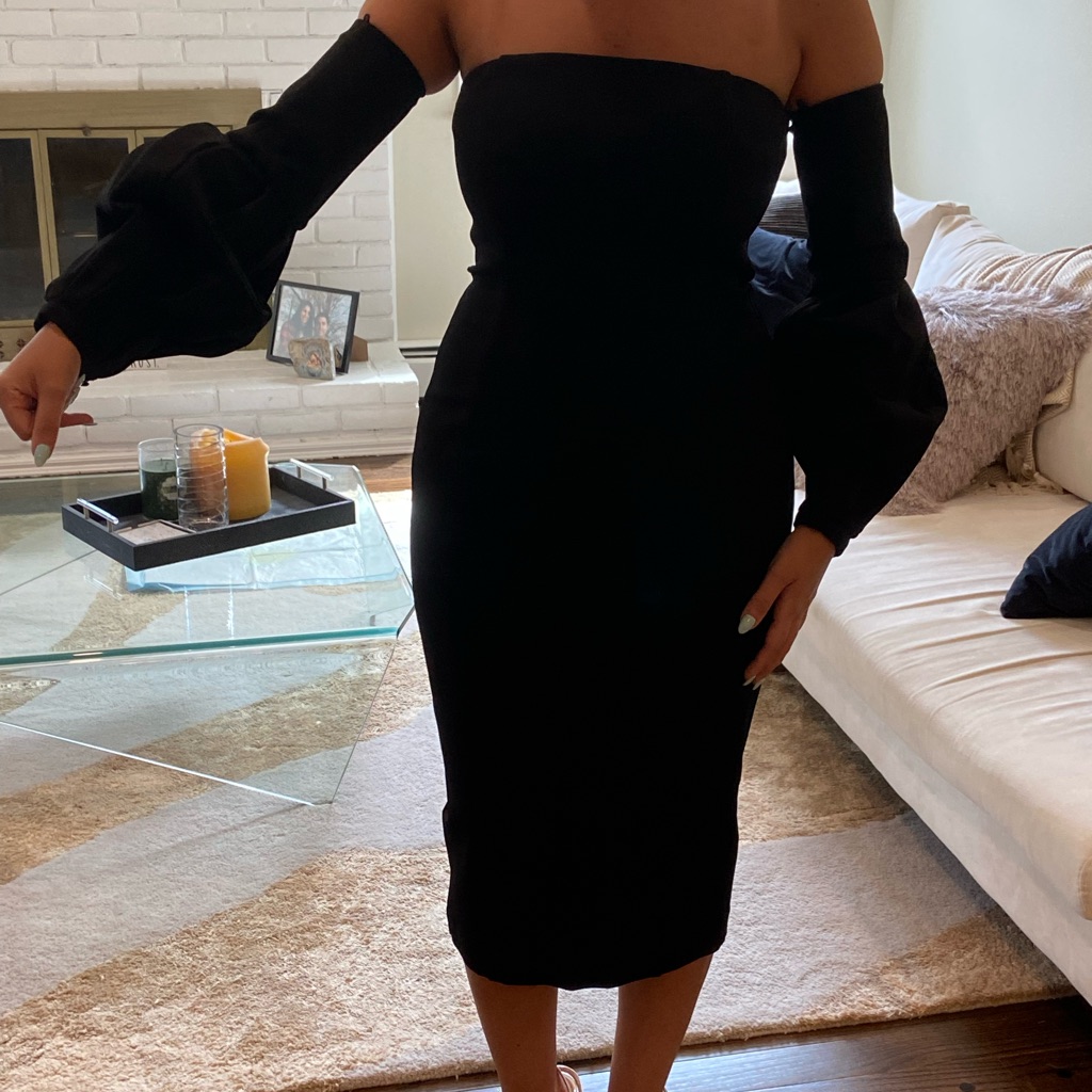 Black Strapless Cocktail Dress With Detachable Sleeves